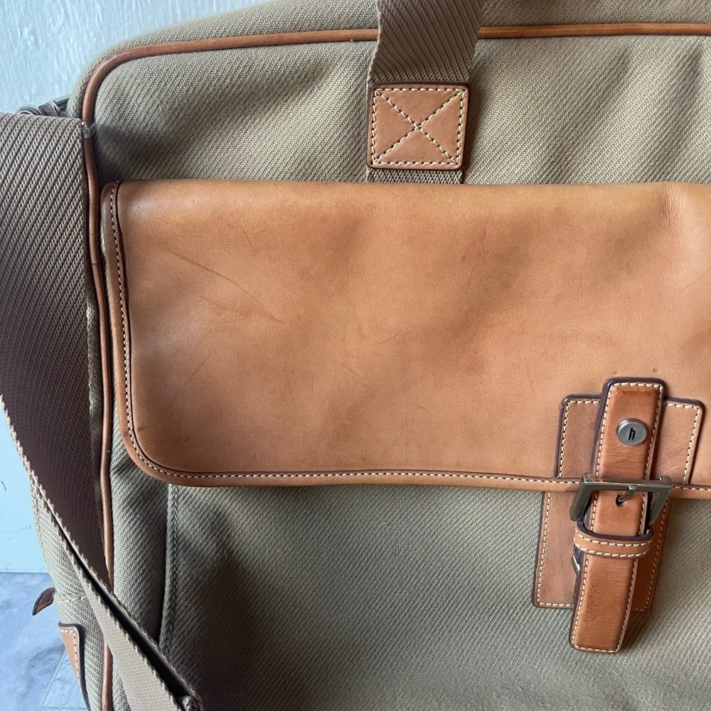 Hartmann The Hudson Collection Twill and Leather Travel Bag NWT - Picture 2 of 8